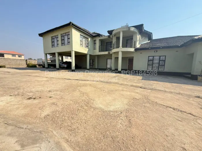 5 Bedroom House for Sale in Burnside, Bulawayo