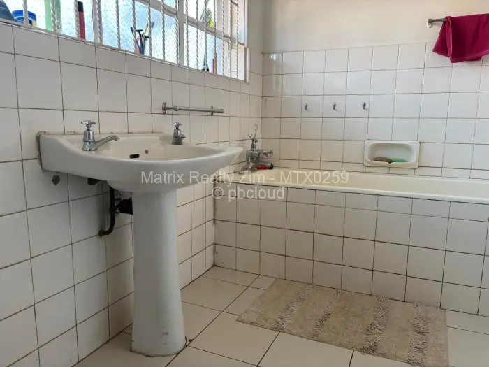 3 Bedroom House for Sale in Belvedere, Harare