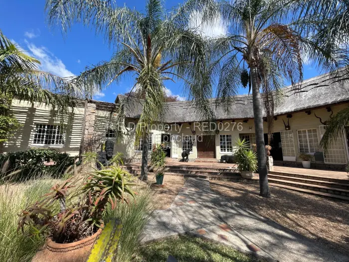 4 Bedroom House for Sale in Burnside, Bulawayo