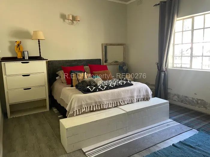 4 Bedroom House for Sale in Burnside, Bulawayo