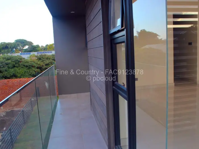 Townhouse/Complex/Cluster for Sale in Mount Pleasant, Harare