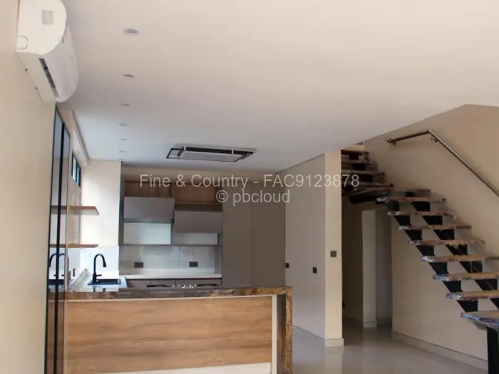 Townhouse/Complex/Cluster for Sale in Mount Pleasant, Harare