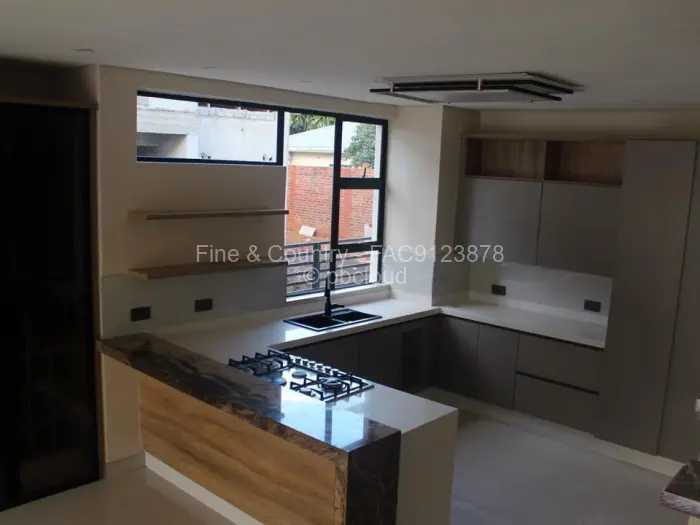 Townhouse/Complex/Cluster for Sale in Mount Pleasant, Harare