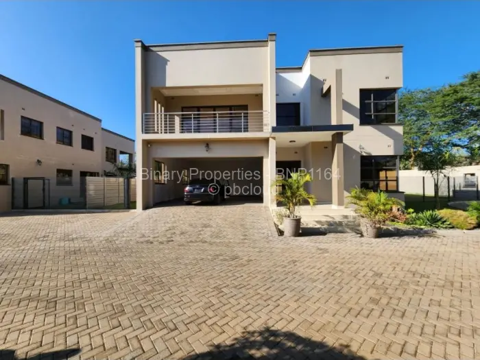 Townhouse/Complex/Cluster to Rent in Ryelands