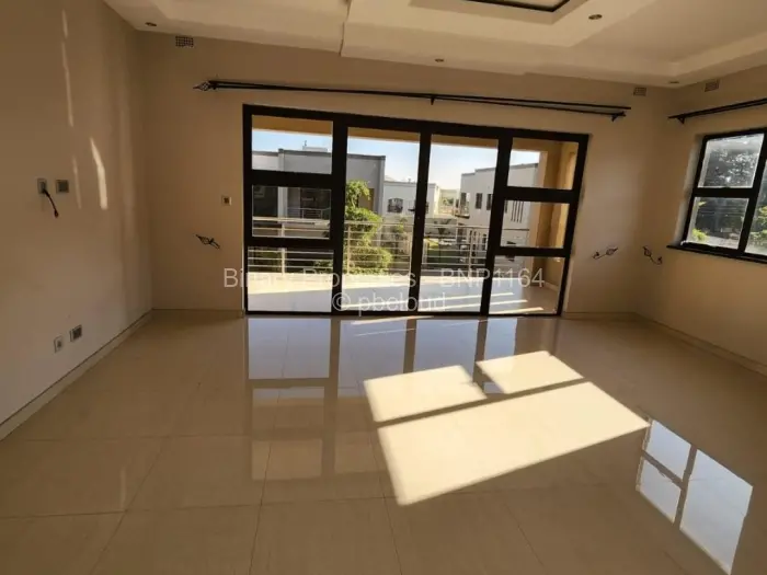 Townhouse/Complex/Cluster to Rent in Ryelands