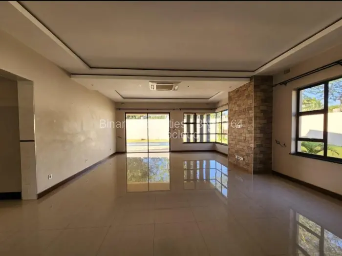 Townhouse/Complex/Cluster to Rent in Ryelands