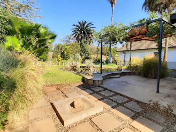 4 Bedroom House for Sale in Famona, Bulawayo