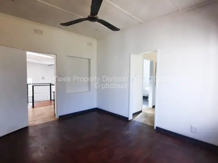 4 Bedroom House for Sale in Famona, Bulawayo