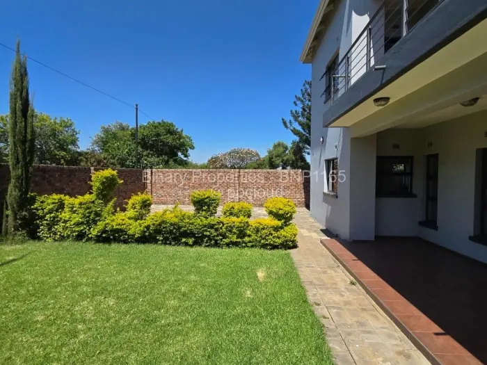 Townhouse/Complex/Cluster to Rent in Avondale