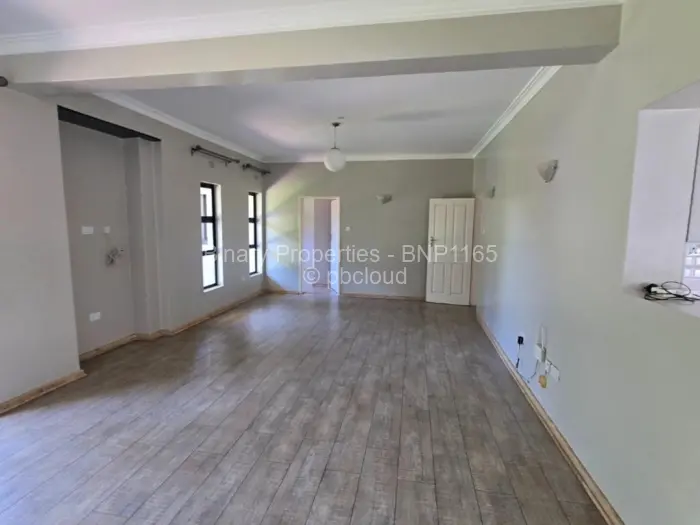 Townhouse/Complex/Cluster to Rent in Avondale
