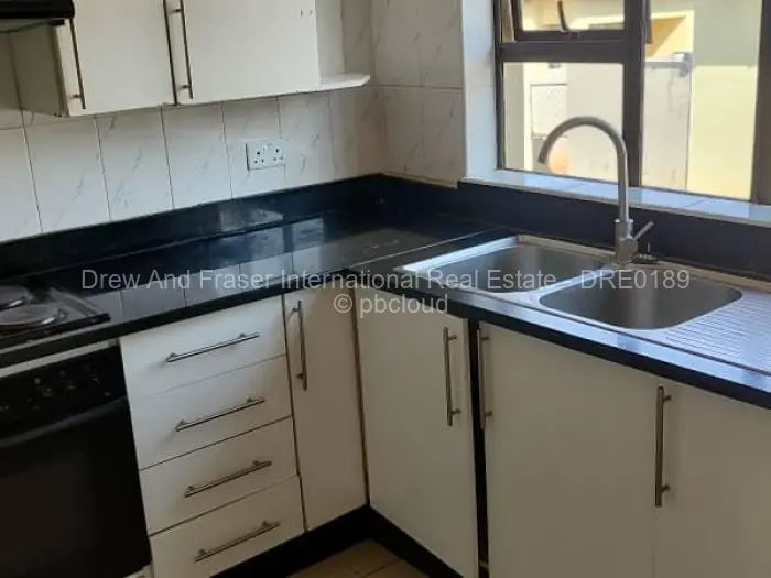 Townhouse/Complex/Cluster to Rent in Greendale