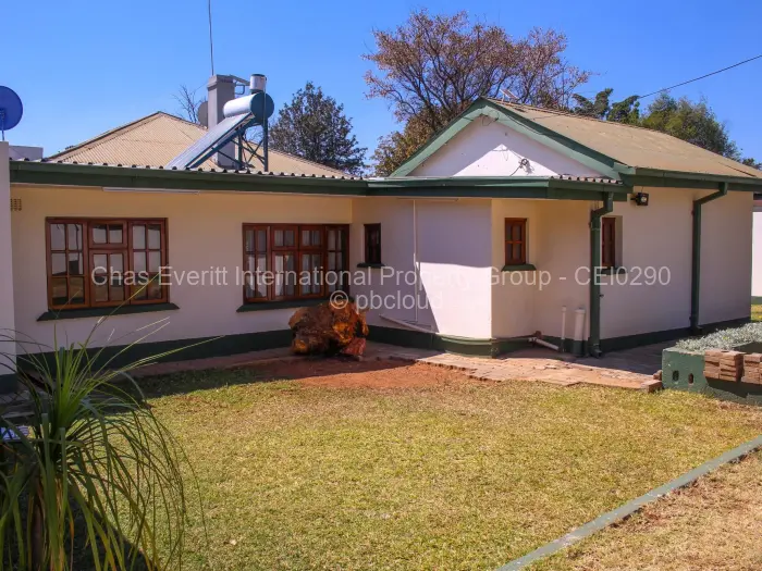 Townhouse/Complex/Cluster to Rent in Hillside Byo, Bulawayo