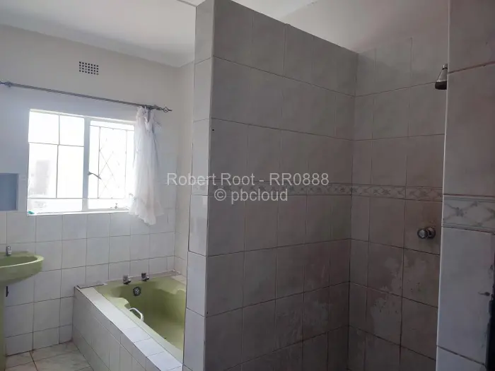 3 Bedroom House to Rent in Ruwa, Ruwa