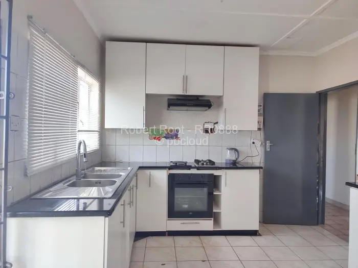 3 Bedroom House to Rent in Ruwa, Ruwa
