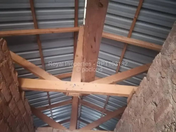 5 Bedroom House for Sale in Beatrice, Beatrice