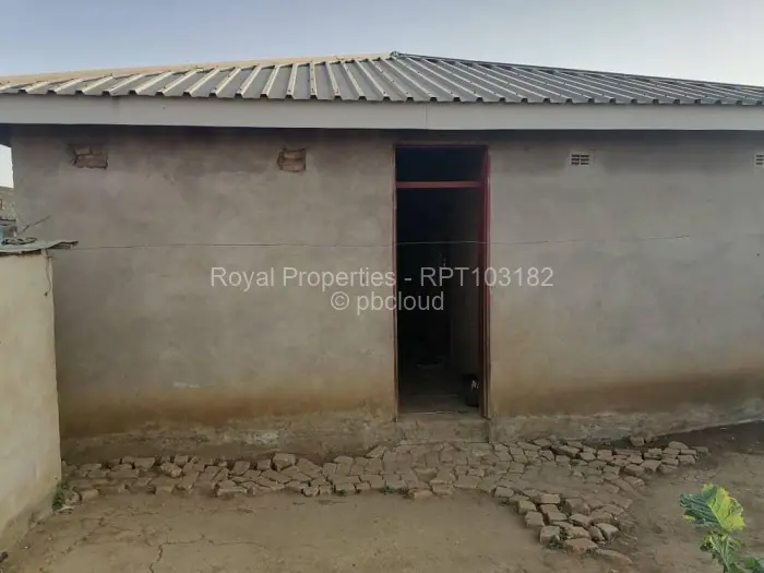 5 Bedroom House for Sale in Beatrice, Beatrice