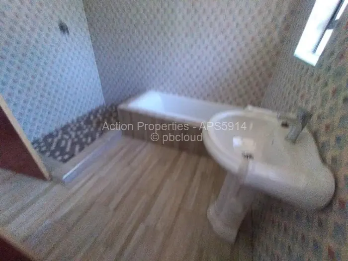 3 Bedroom Cottage/Garden Flat to Rent in Vainona