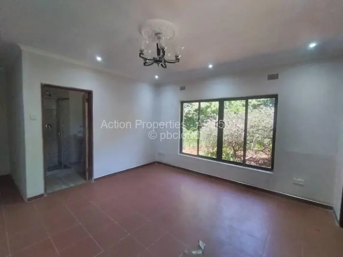 3 Bedroom Cottage/Garden Flat to Rent in Vainona