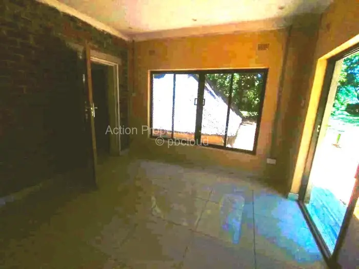 3 Bedroom Cottage/Garden Flat to Rent in Vainona