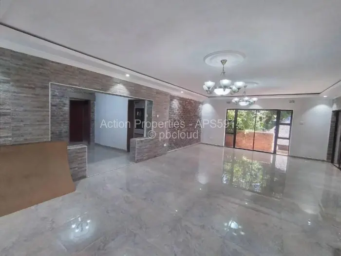 3 Bedroom Cottage/Garden Flat to Rent in Vainona