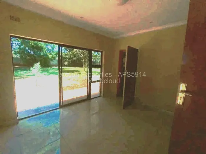 3 Bedroom Cottage/Garden Flat to Rent in Vainona