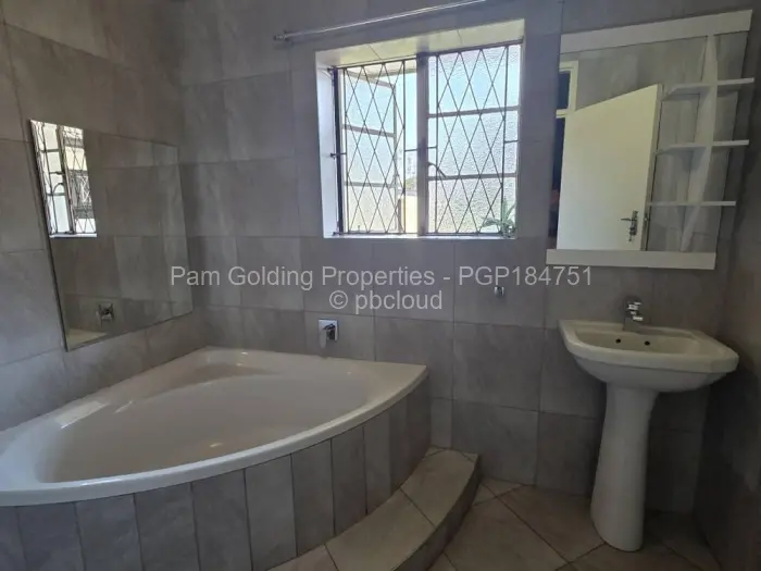 4 Bedroom House for Sale in Riverside North, Bulawayo