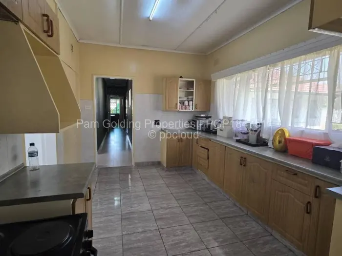 4 Bedroom House for Sale in Riverside North, Bulawayo