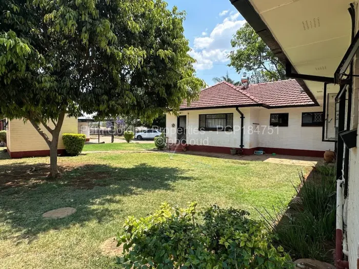 4 Bedroom House for Sale in Riverside North, Bulawayo
