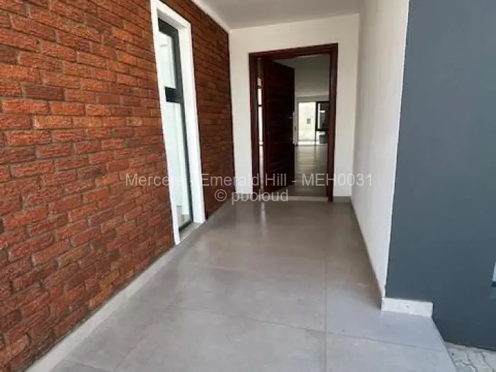 Townhouse/Complex/Cluster to Rent in Vainona