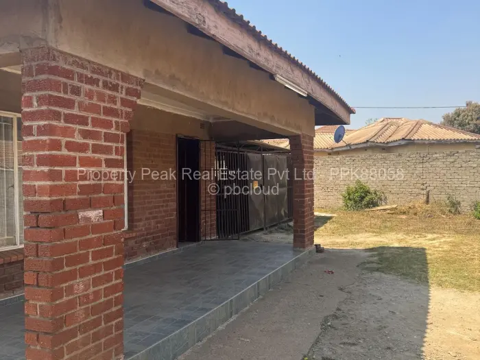 3 Bedroom House to Rent in Westlea Hre, Harare