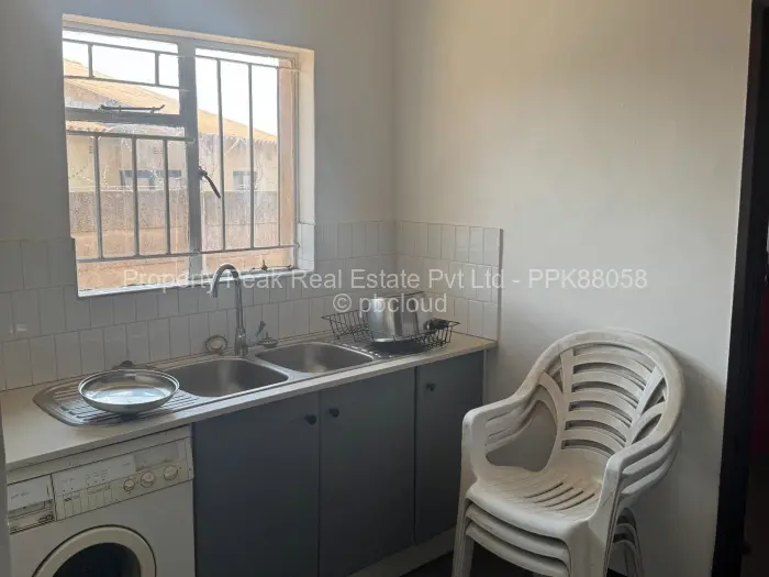 3 Bedroom House to Rent in Westlea Hre, Harare