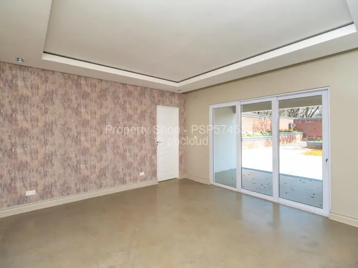 5 Bedroom House for Sale in Helensvale, Harare