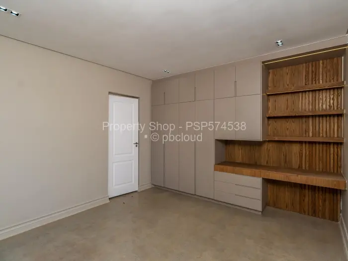 5 Bedroom House for Sale in Helensvale, Harare