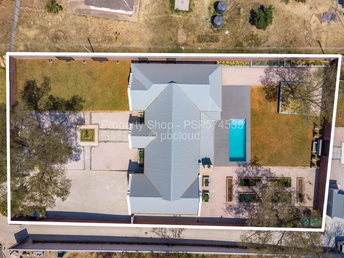 5 Bedroom House for Sale in Helensvale, Harare