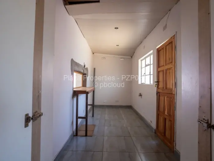 5 Bedroom House for Sale in Eastlea, Harare