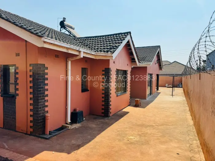 4 Bedroom House to Rent in Westgate