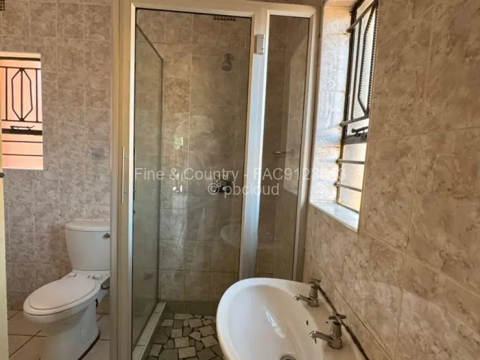 4 Bedroom House to Rent in Westgate