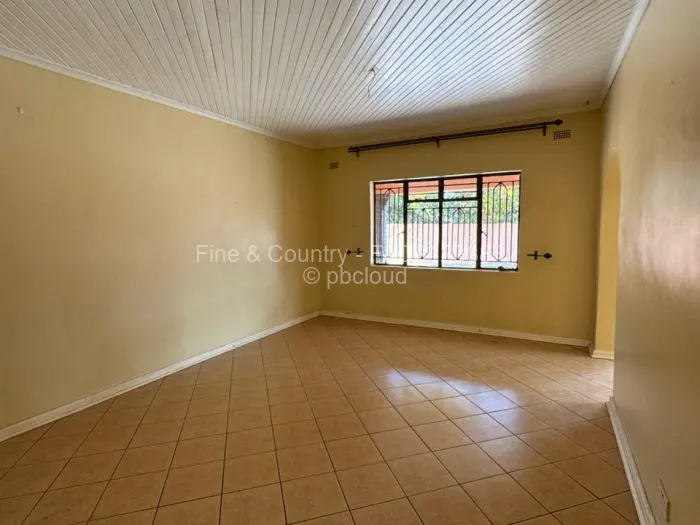 4 Bedroom House to Rent in Westgate