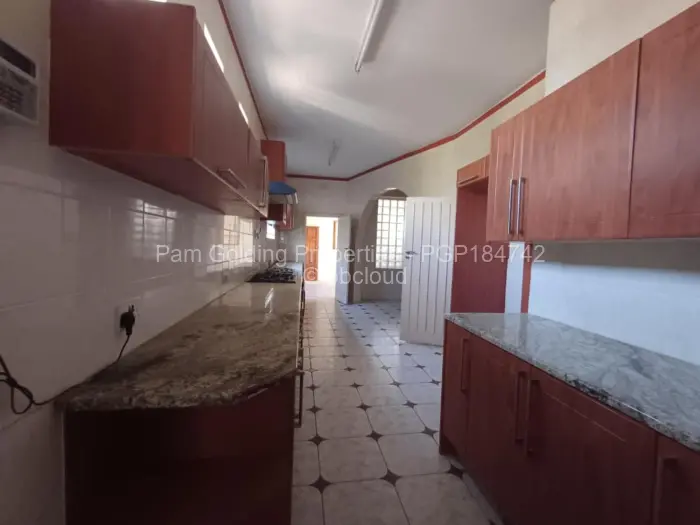 3 Bedroom House for Sale in Avenues Mutare, Mutare