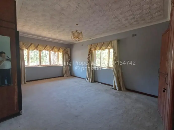 3 Bedroom House for Sale in Avenues Mutare, Mutare