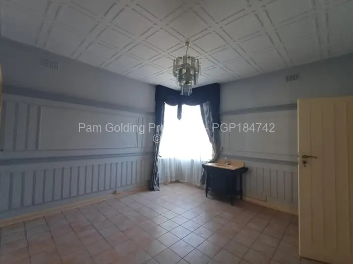 3 Bedroom House for Sale in Avenues Mutare, Mutare