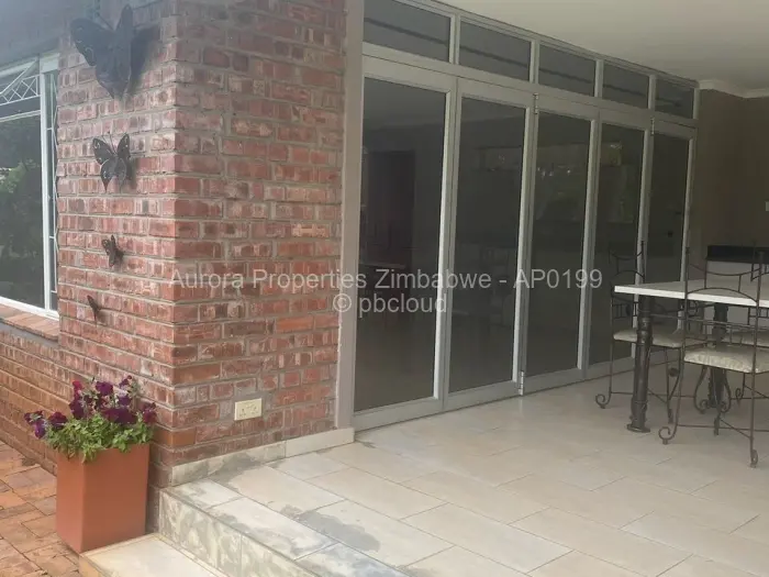 2 Bedroom Cottage/Garden Flat to Rent in Chisipite