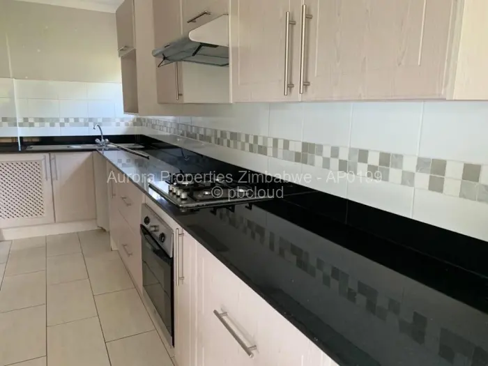 2 Bedroom Cottage/Garden Flat to Rent in Chisipite