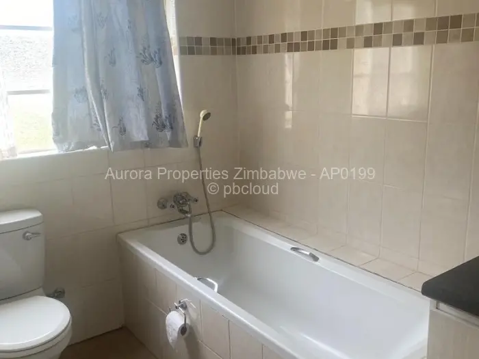 2 Bedroom Cottage/Garden Flat to Rent in Chisipite