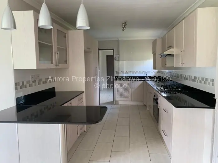 2 Bedroom Cottage/Garden Flat to Rent in Chisipite