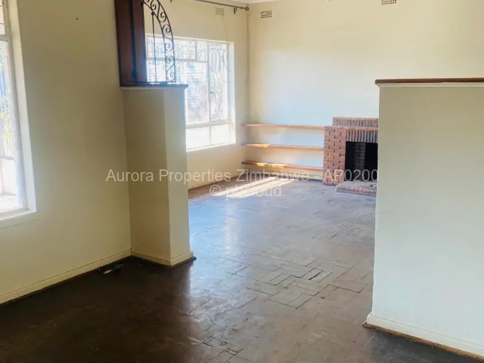 2 Bedroom Cottage/Garden Flat to Rent in Haig Park