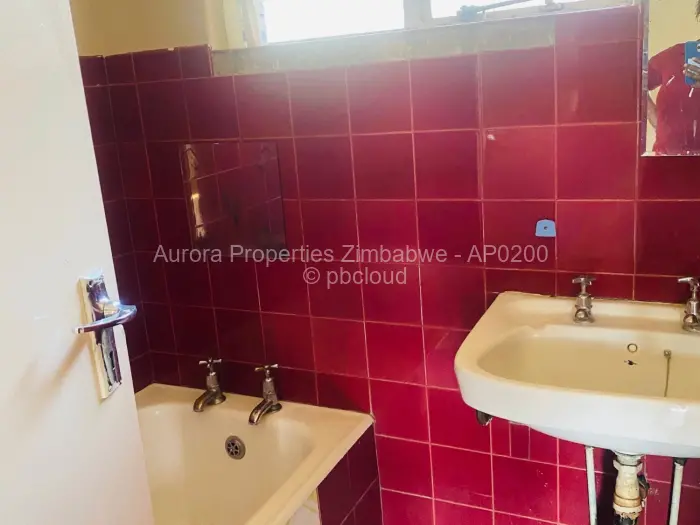 2 Bedroom Cottage/Garden Flat to Rent in Haig Park