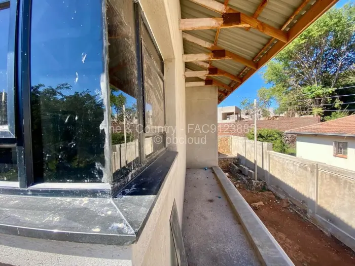 Townhouse/Cluster for Sale in Borrowdale Brooke, Harare