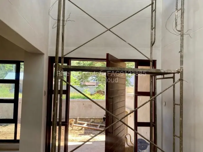 Townhouse/Cluster for Sale in Borrowdale Brooke, Harare