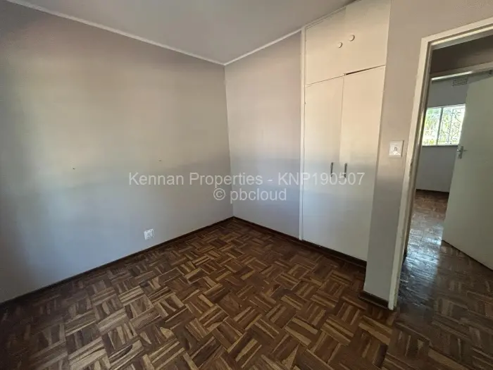 Flat/Apartment to Rent in Avondale